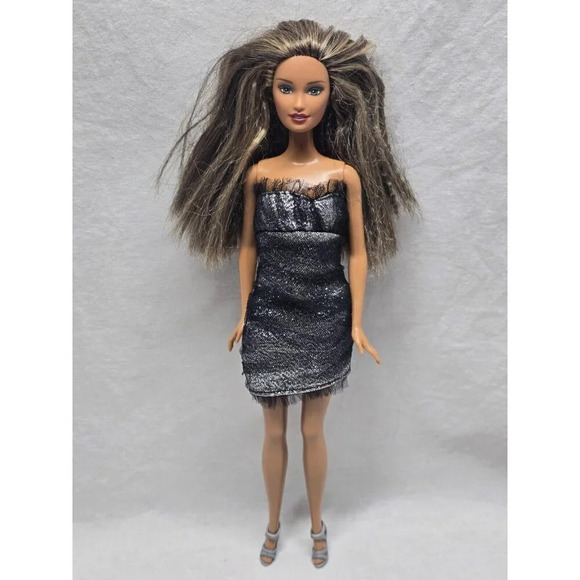 Barbie Fashion Fever Doll Styles for 2 Barbie & You Mattel 2005 #H0915 - Picture 2 of 8